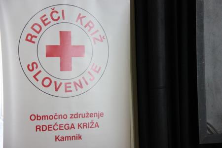 Pomoč potrebujejo številni okoli nas. Ne spreglejmo jih!